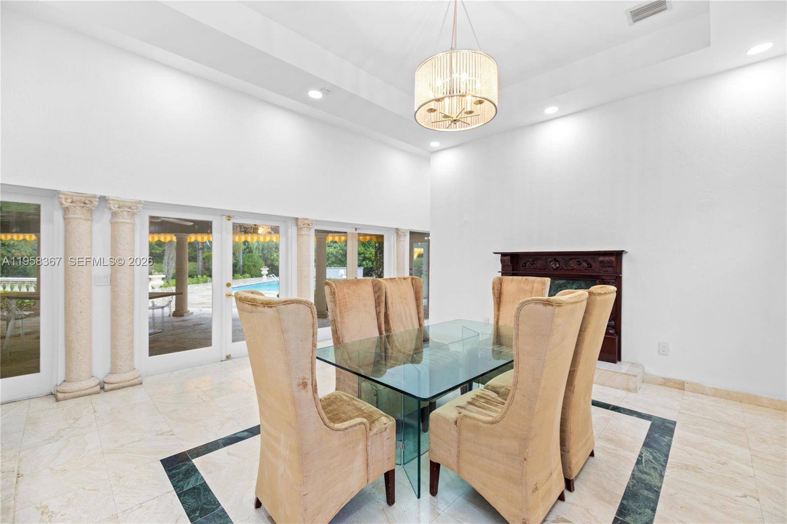 12300 Old Cutler Rd #1 Pinecrest, FL 33156