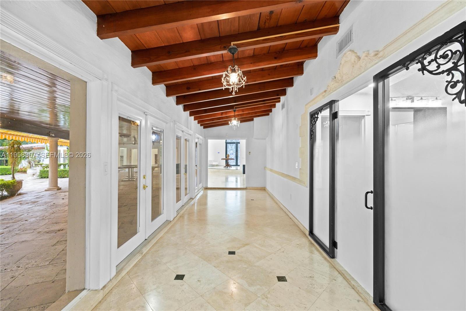 12300 Old Cutler Rd #1 Pinecrest, FL 33156