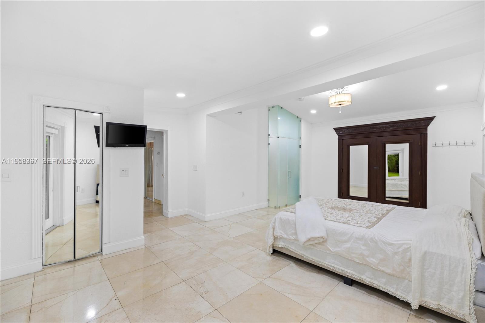 12300 Old Cutler Rd #1 Pinecrest, FL 33156