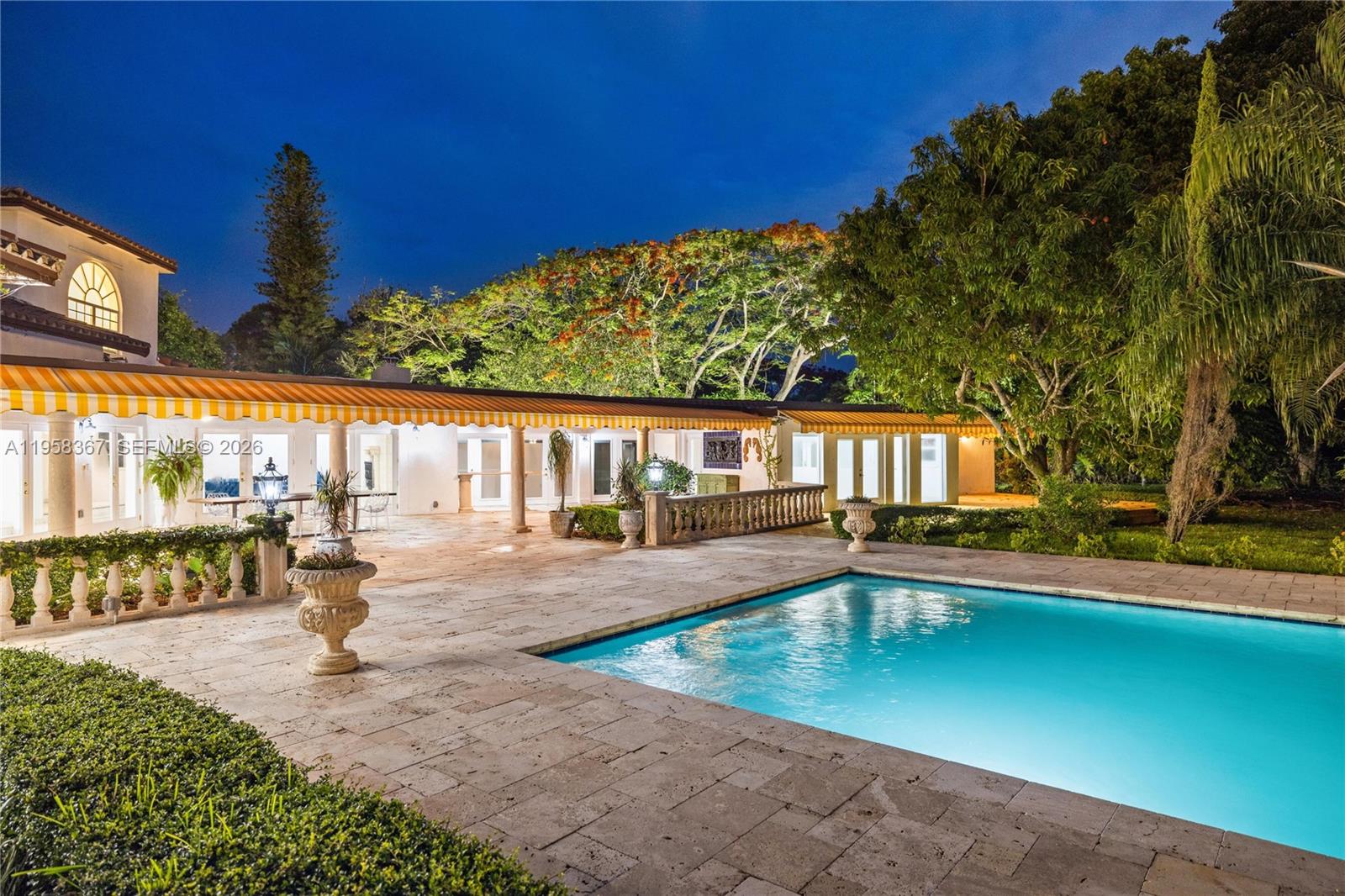 12300 Old Cutler Rd #1 Pinecrest, FL 33156