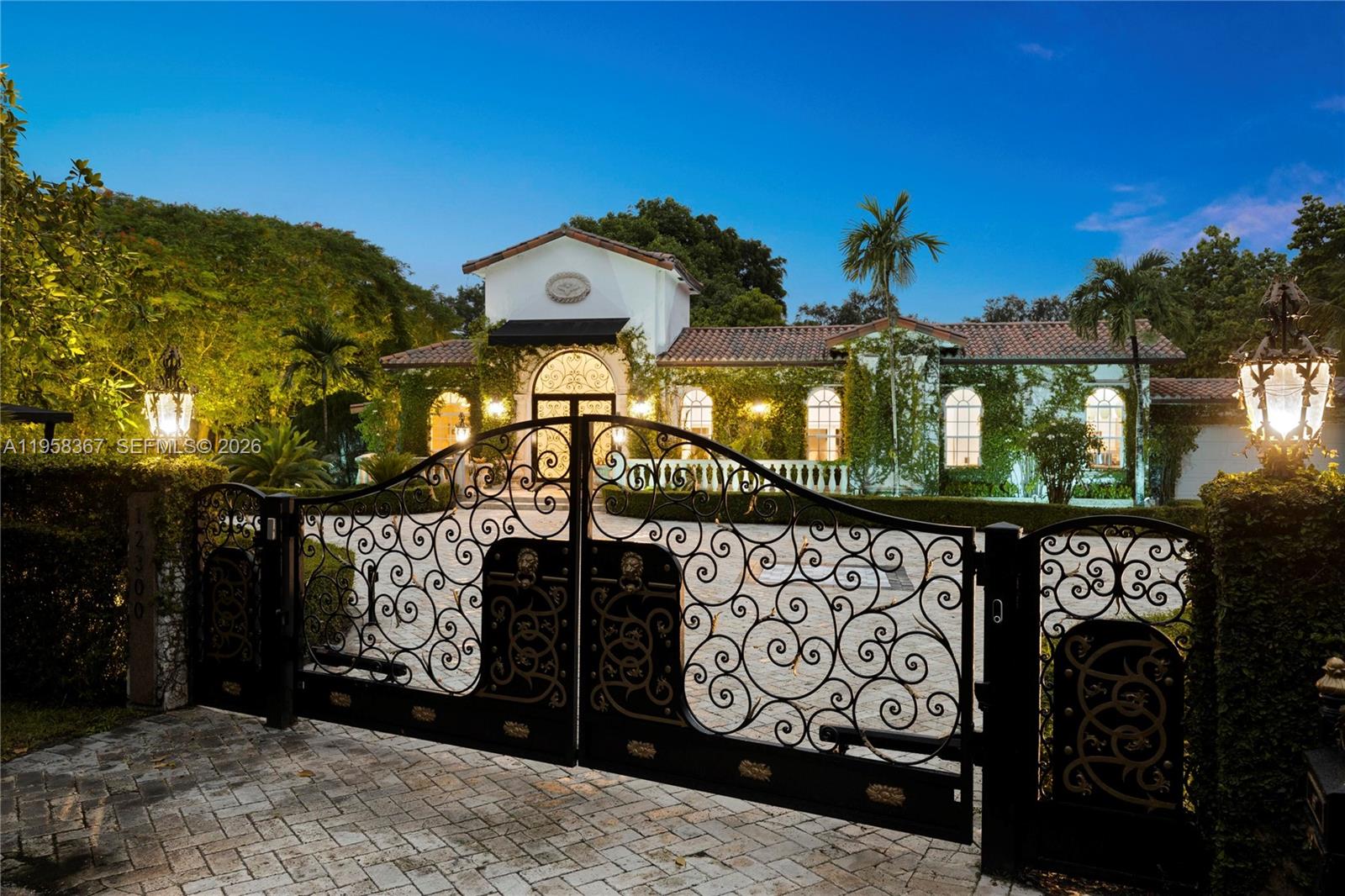 12300 Old Cutler Rd #1 Pinecrest, FL 33156