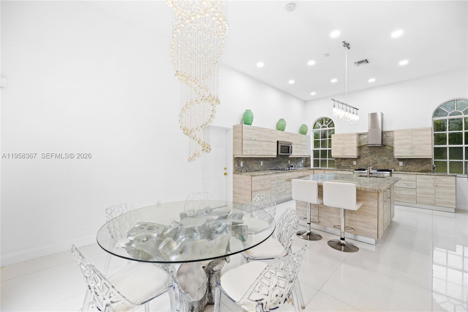 12300 Old Cutler Rd #1 Pinecrest, FL 33156