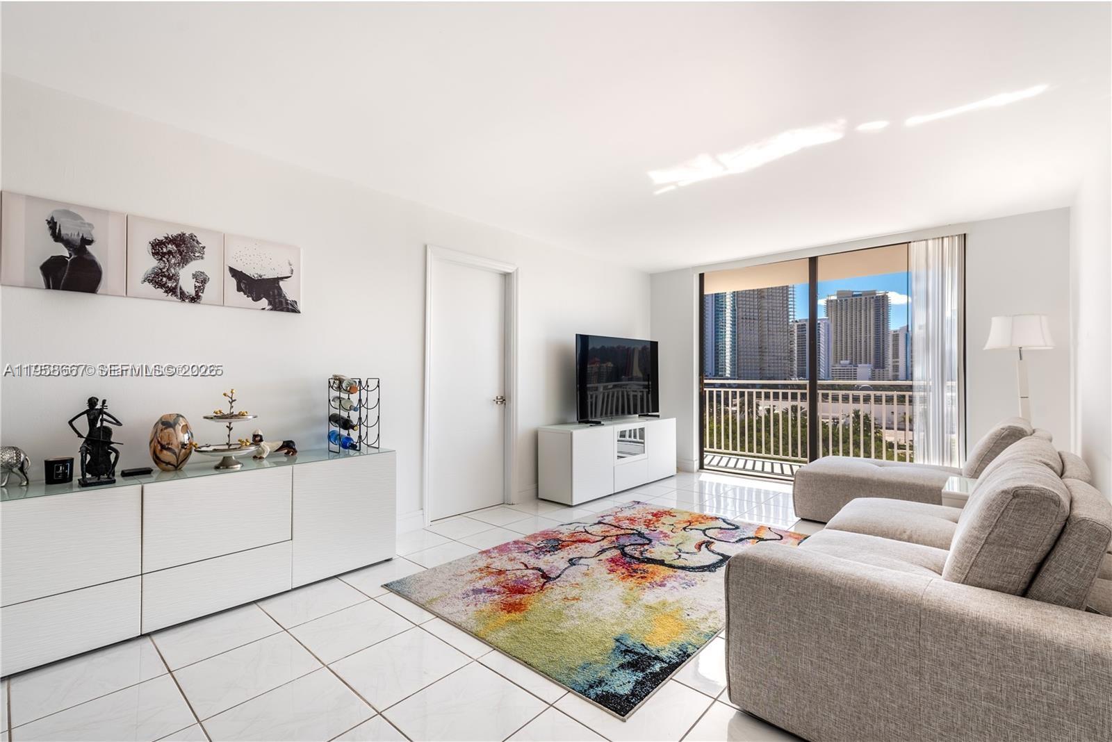 image Winston Towers 6005