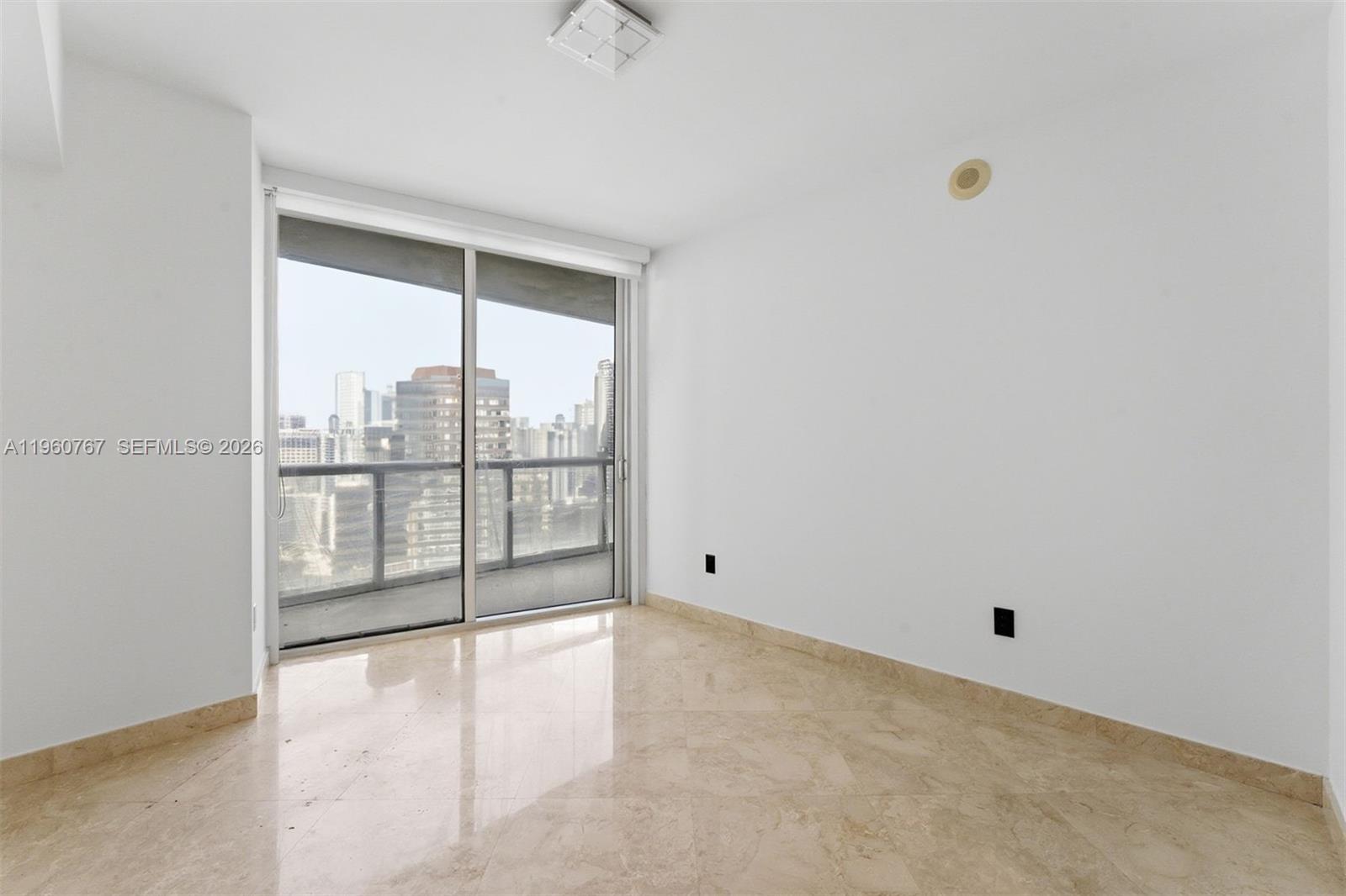 image Icon Brickell I9