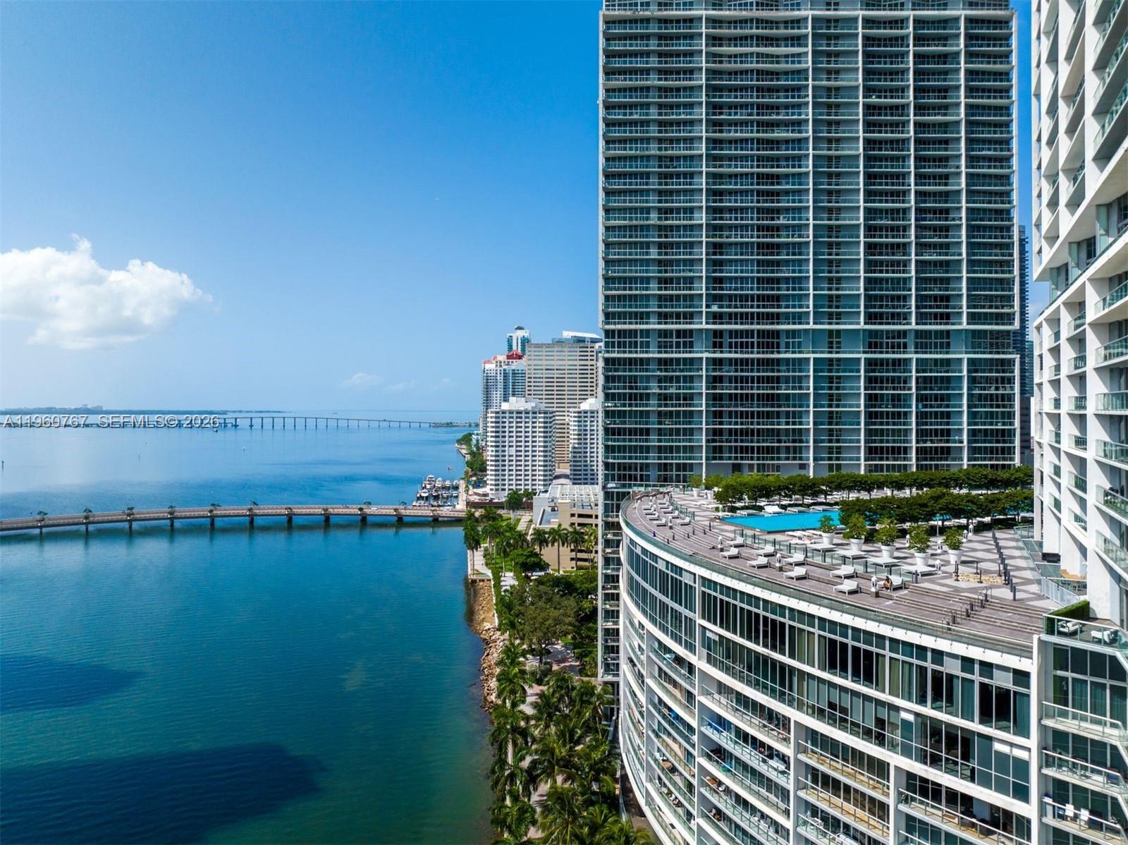 image Icon Brickell I11