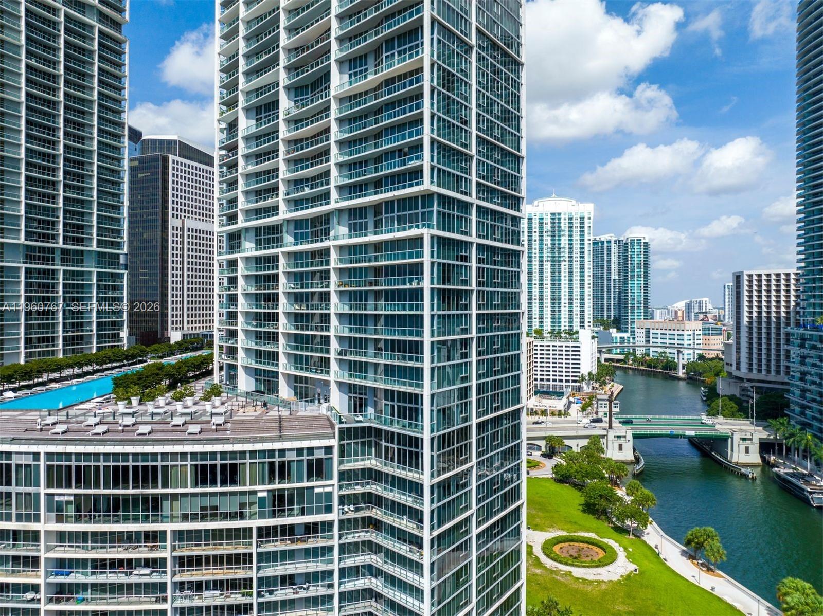 image Icon Brickell I15
