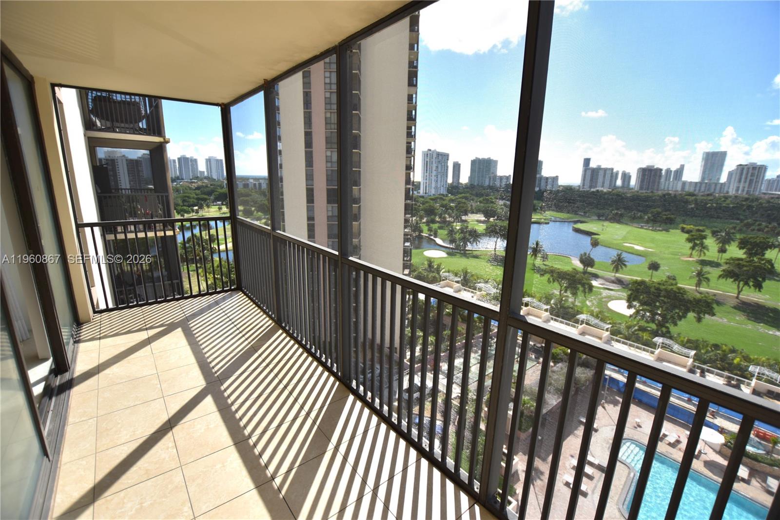 20301 W Country Clb Dr #1425 Aventura, FL 33180