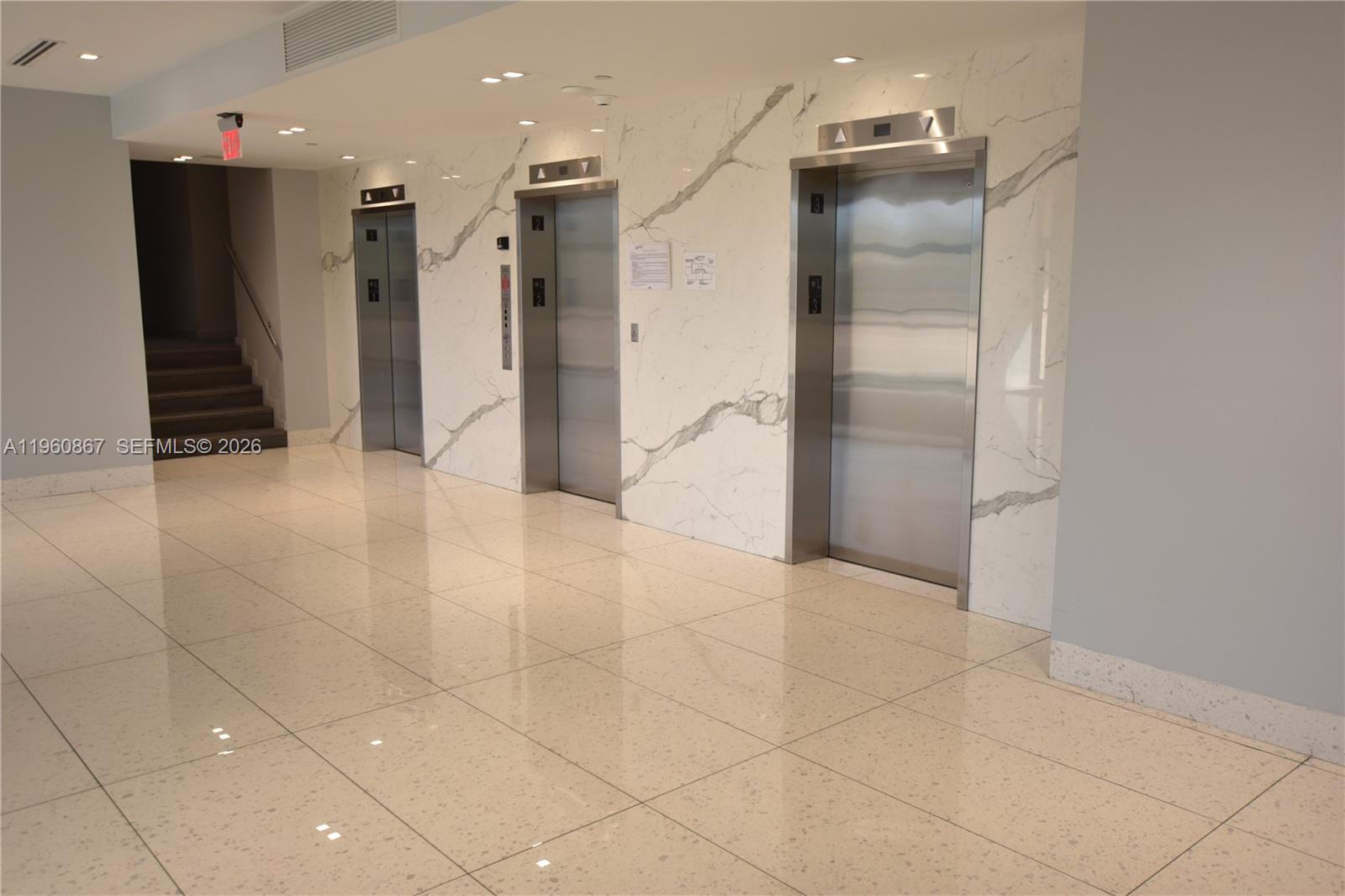 20301 W Country Clb Dr #1425 Aventura, FL 33180