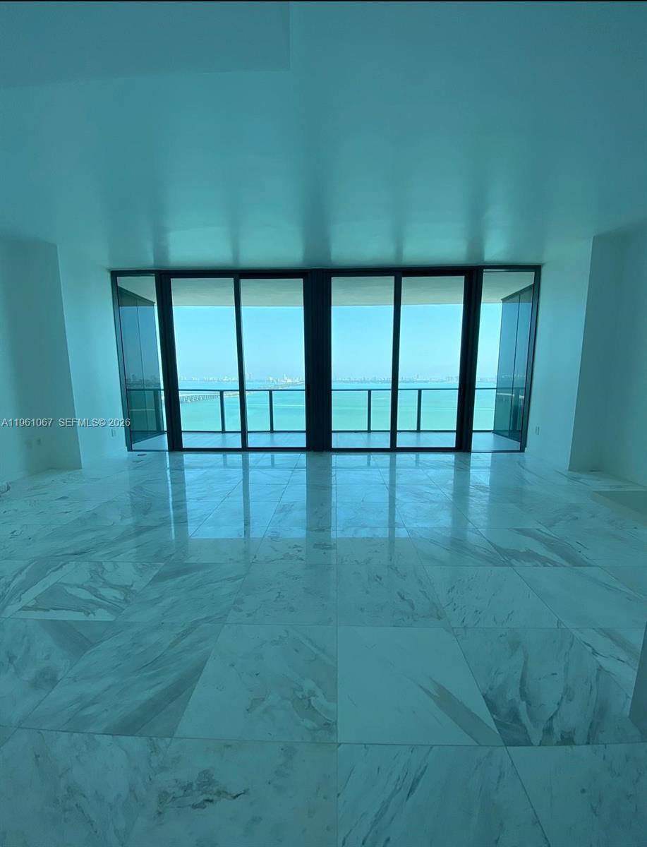 480 NE 31st St #2403