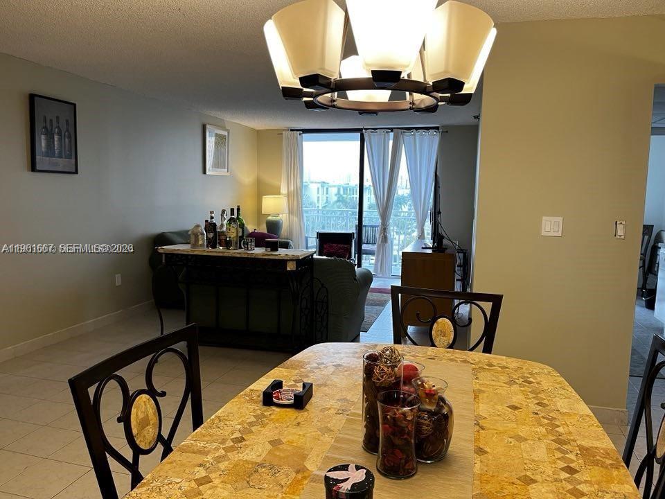 image Winston Towers 6003