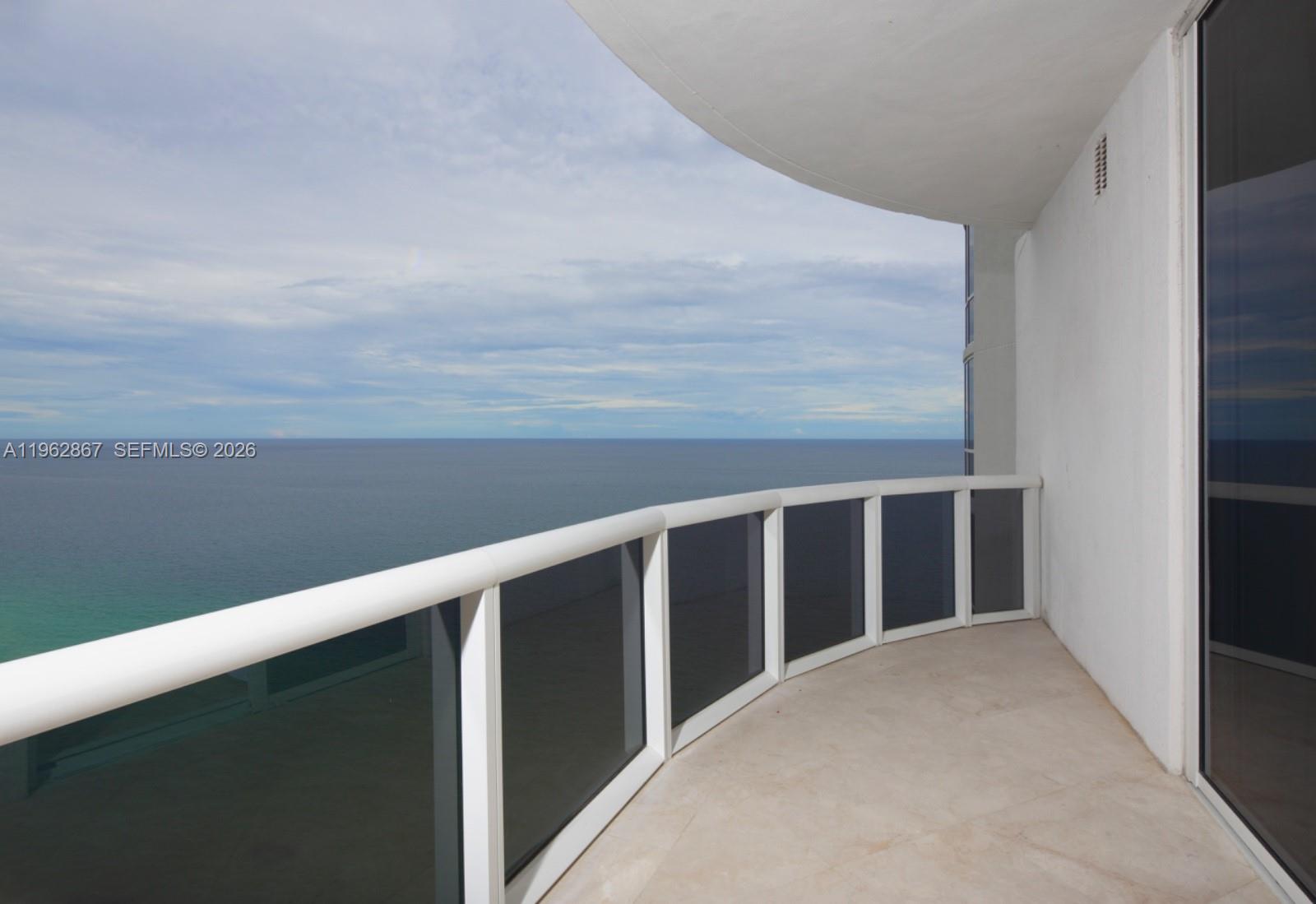 16001 Collins Ave #2902 Sunny Isles Beach, FL 33160