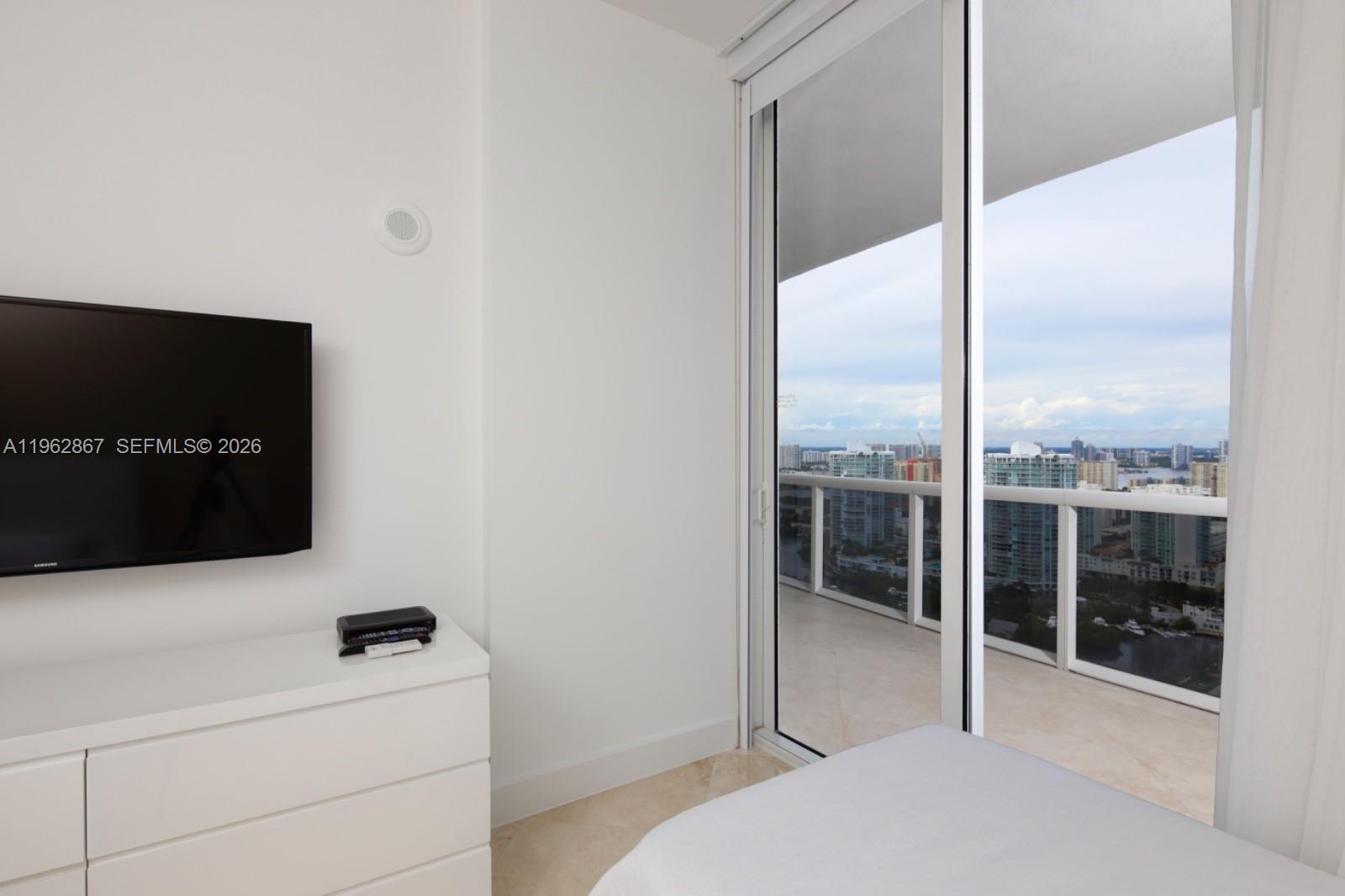 16001 Collins Ave #2902 Sunny Isles Beach, FL 33160