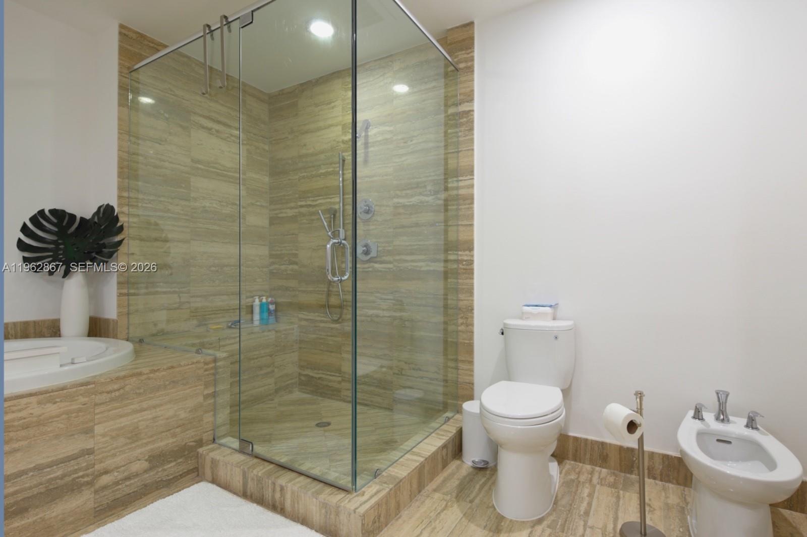 16001 Collins Ave #2902 Sunny Isles Beach, FL 33160