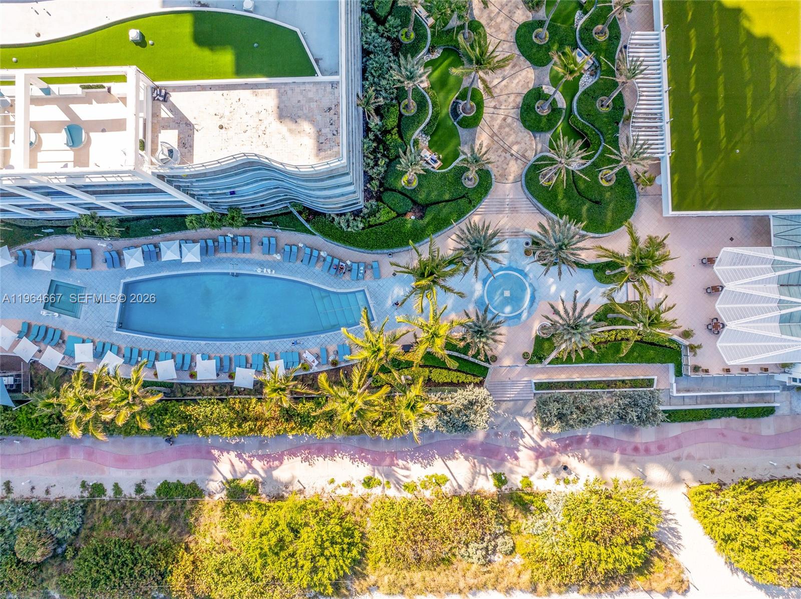 image The Carillon Center Tower32