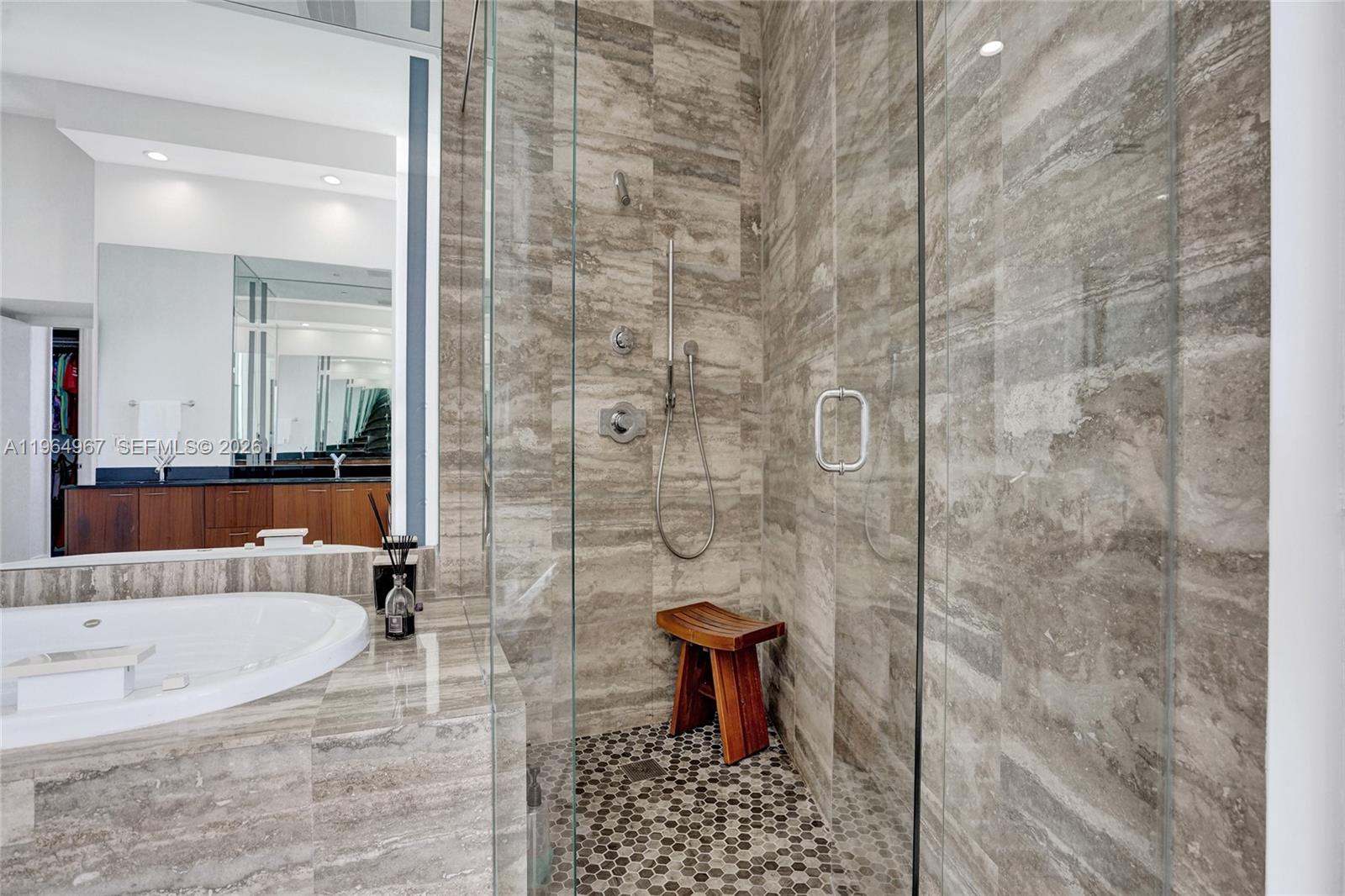 15901 Collins Ave #4301 Sunny Isles Beach, FL 33160