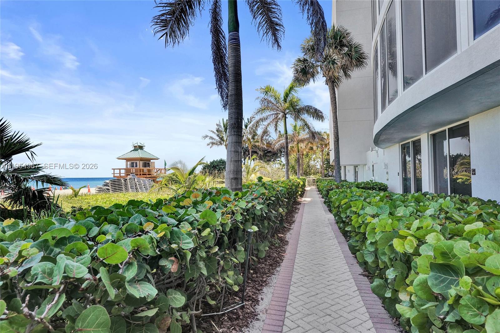 15901 Collins Ave #4301 Sunny Isles Beach, FL 33160