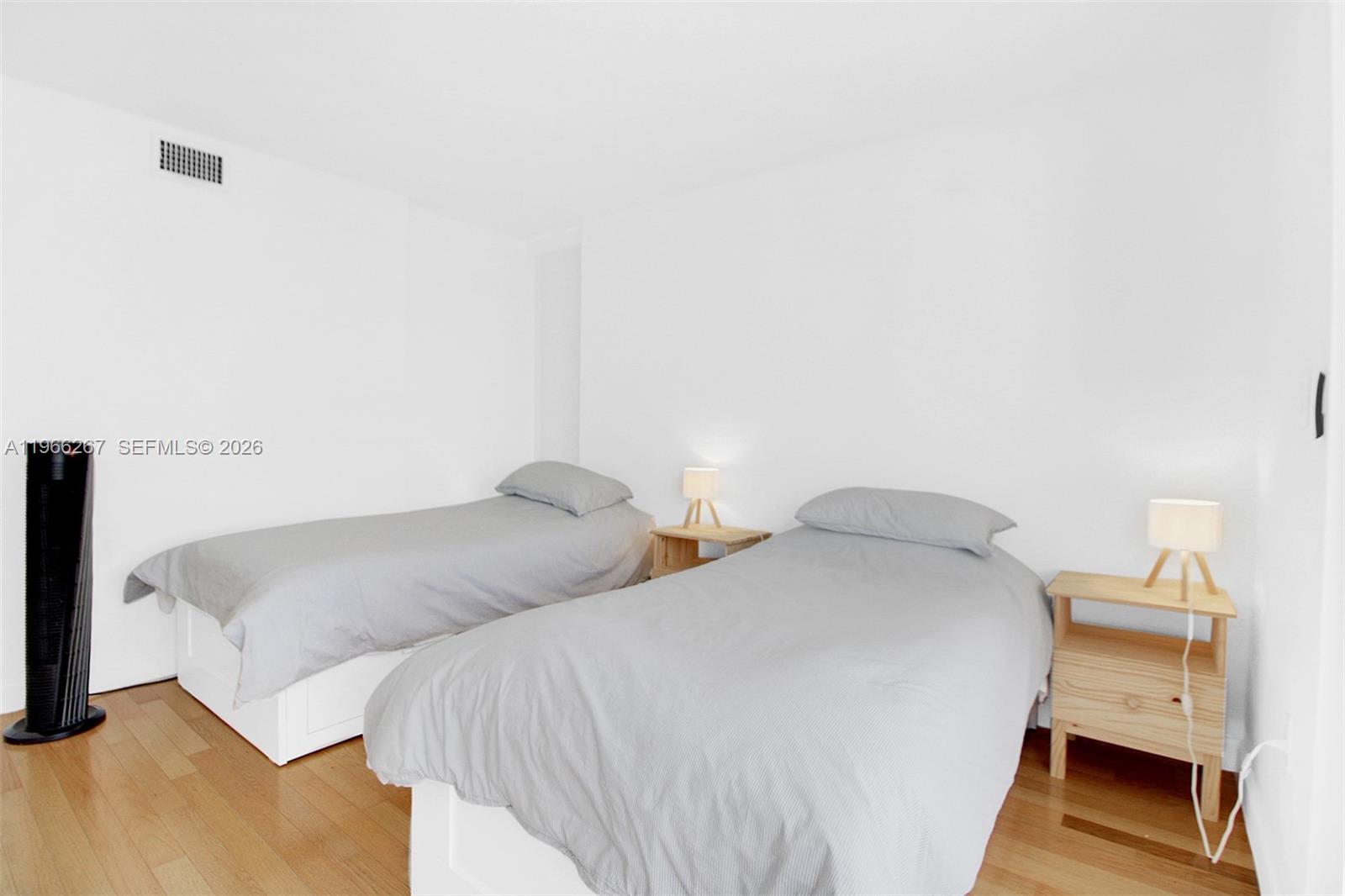 5757 Collins Ave #1003 Miami Beach, FL 33140