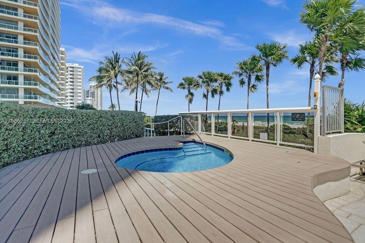 5757 Collins Ave #1003 Miami Beach, FL 33140