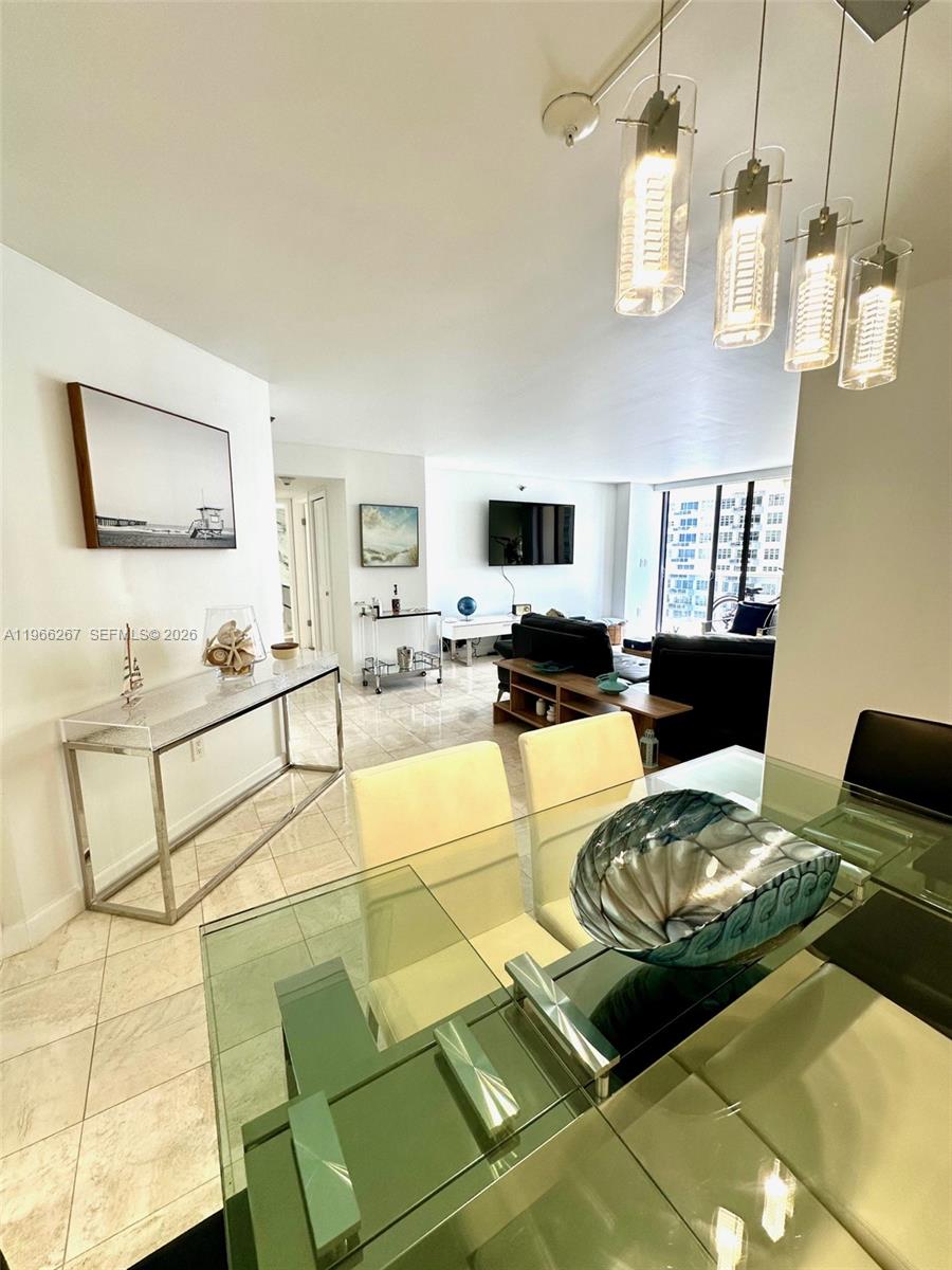 5757 Collins Ave #1003 Miami Beach, FL 33140