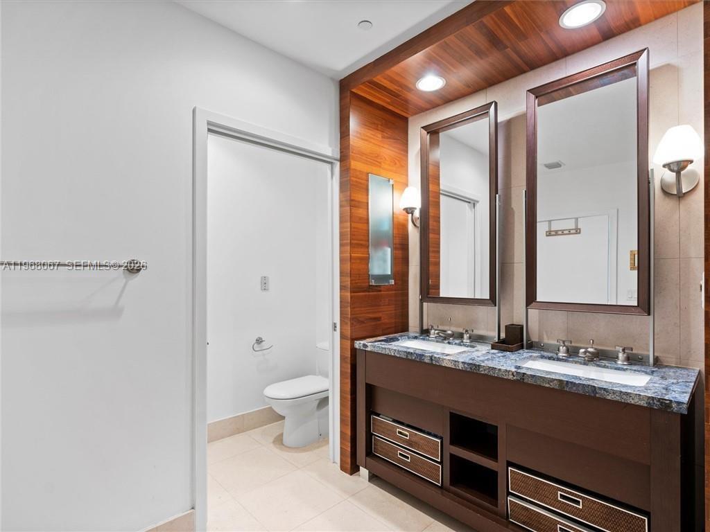 image The Carillon South Tower18