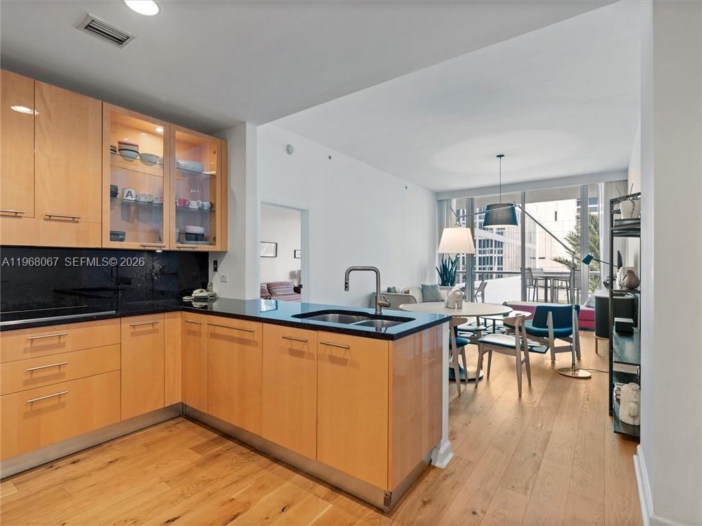 image The Carillon South Tower5