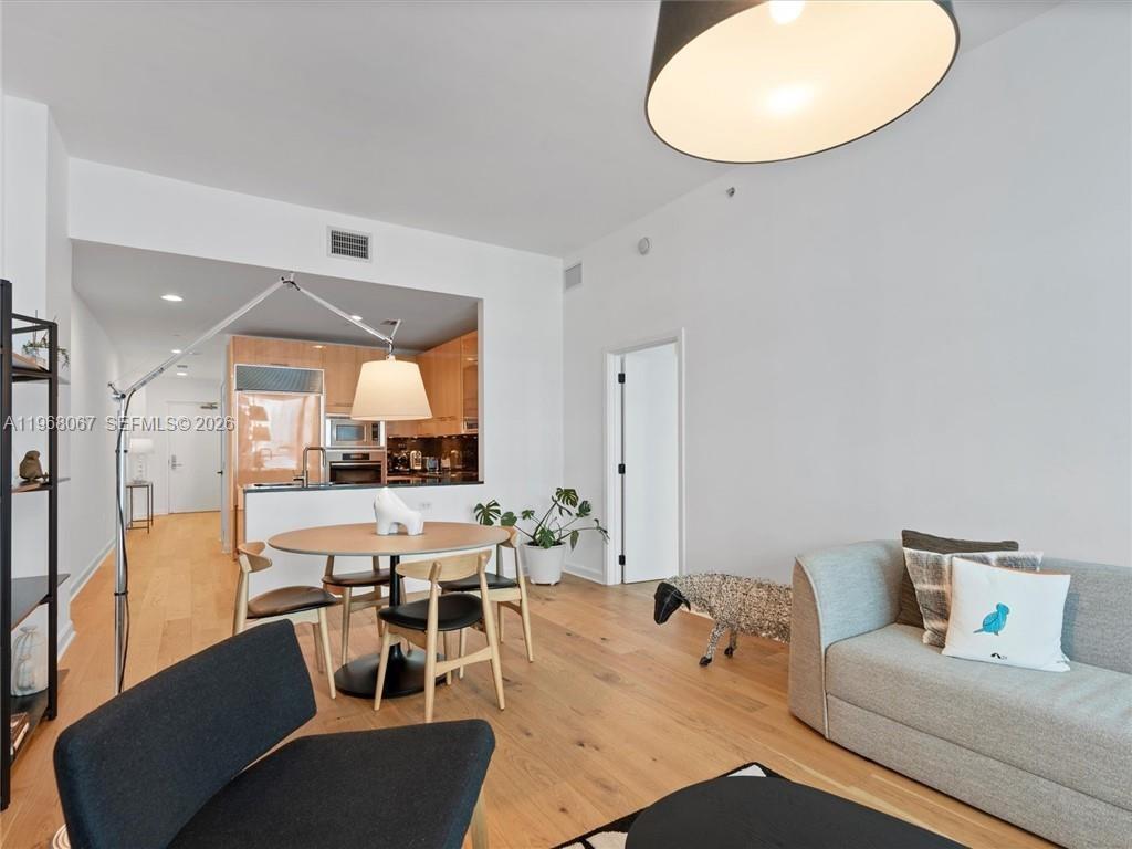 image The Carillon South Tower7