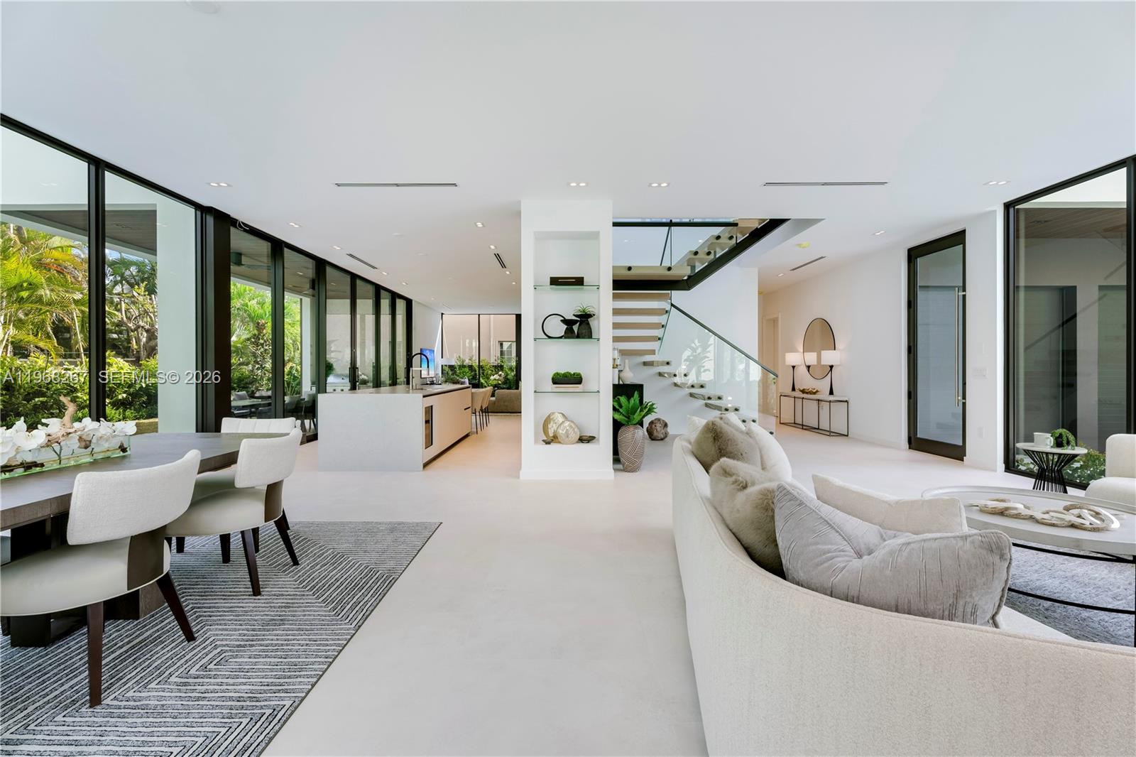 4081 Hardie Ave Miami, FL 33133