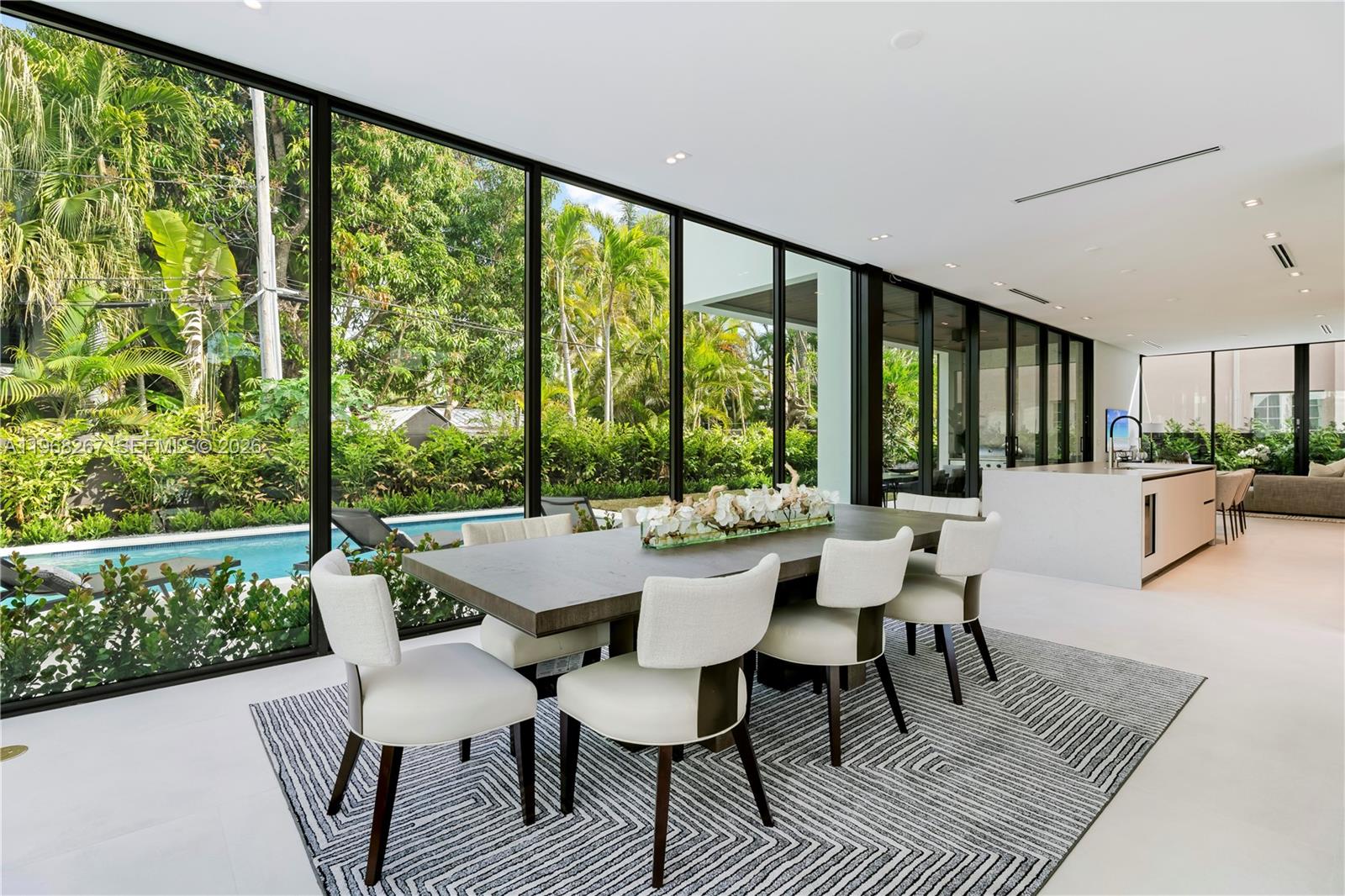 4081 Hardie Ave Miami, FL 33133