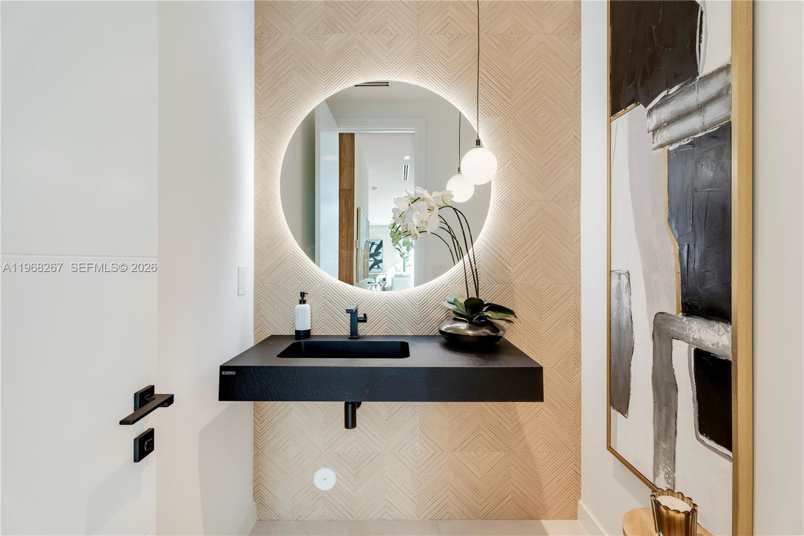 4081 Hardie Ave Miami, FL 33133