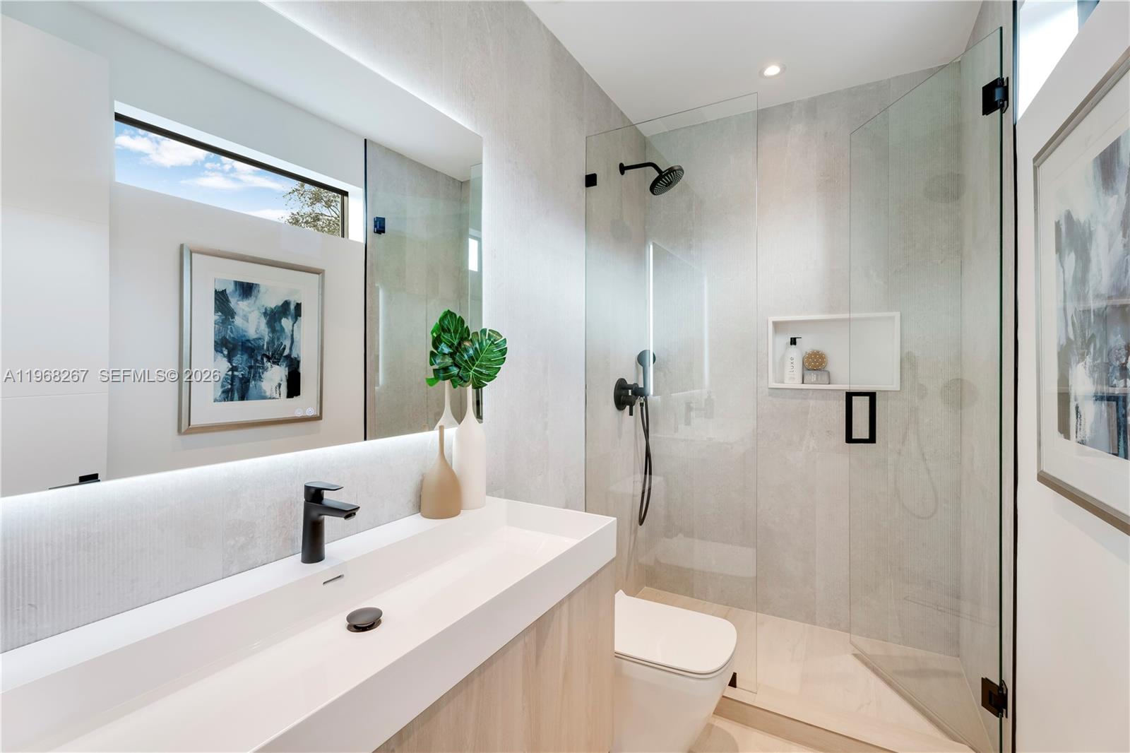 4081 Hardie Ave Miami, FL 33133