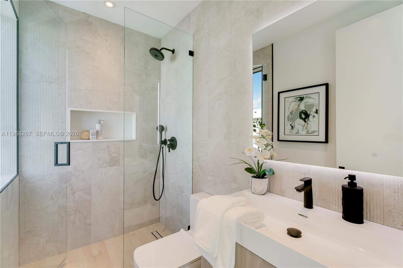 4081 Hardie Ave Miami, FL 33133