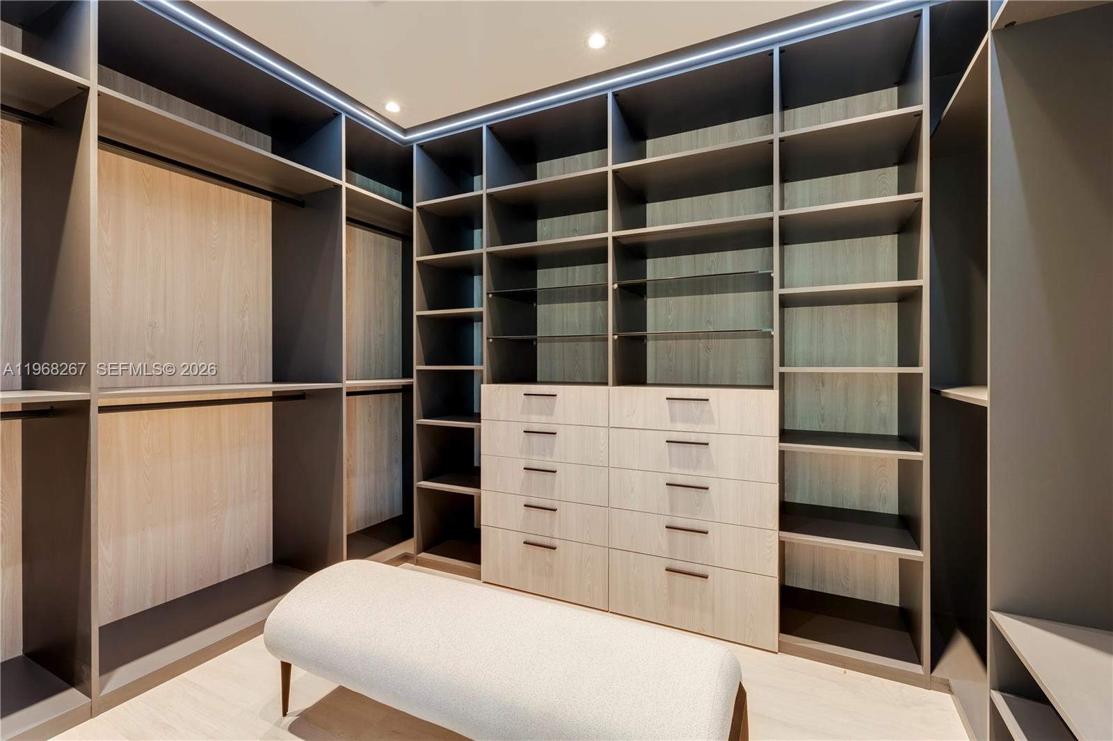 4081 Hardie Ave Miami, FL 33133