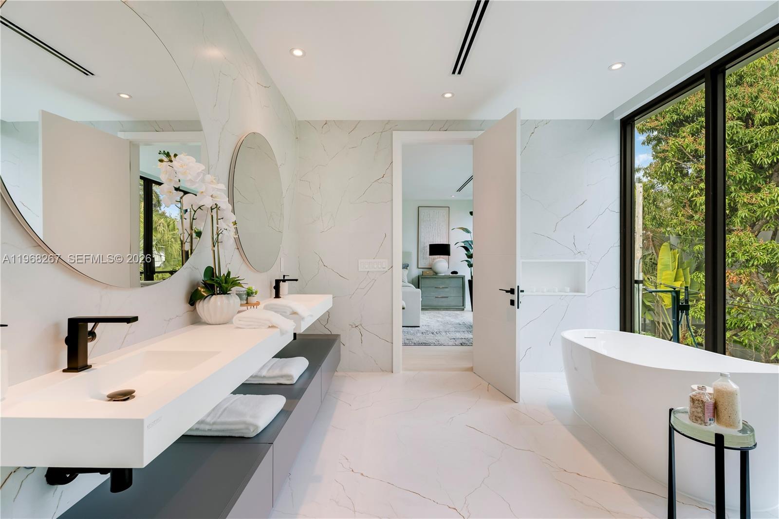 4081 Hardie Ave Miami, FL 33133