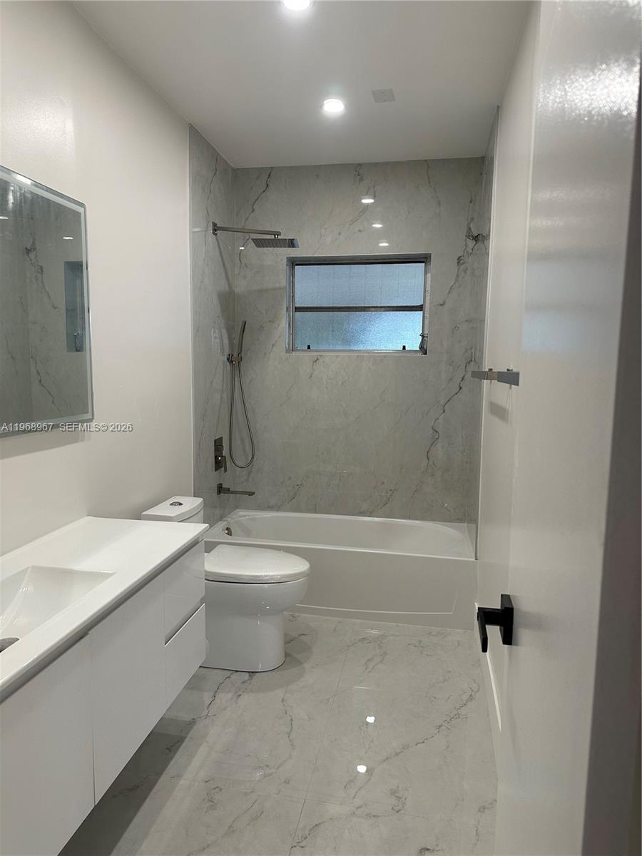 15200 SW 109th Ave Miami, FL 33157