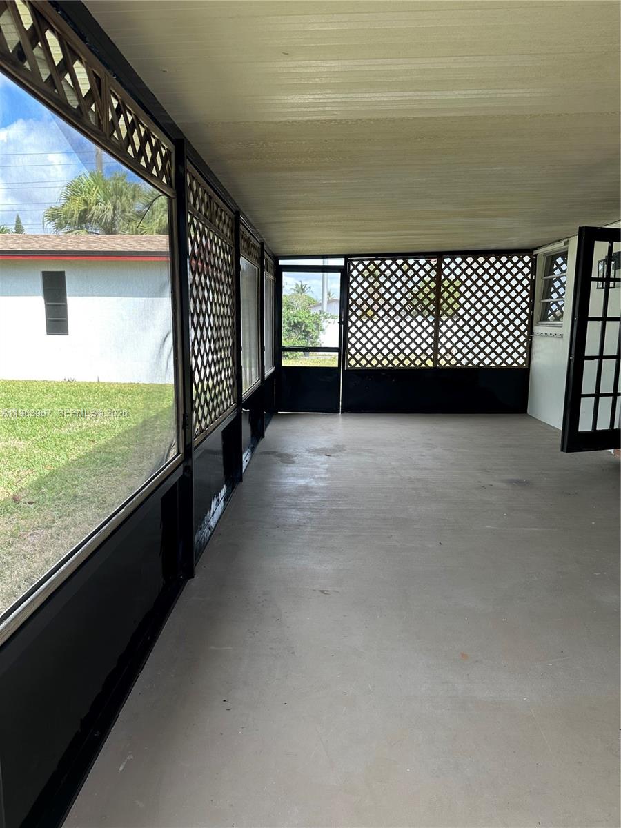 15200 SW 109th Ave Miami, FL 33157