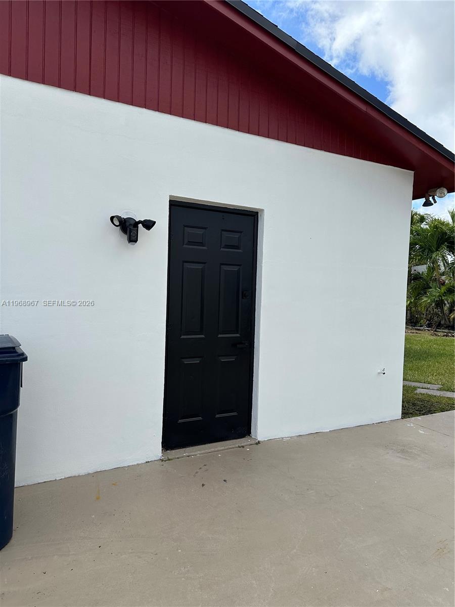 15200 SW 109th Ave Miami, FL 33157