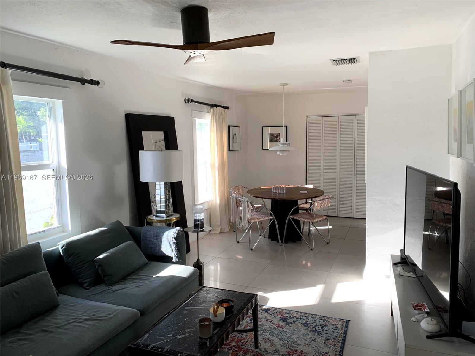 61 NW 53rd St Miami, FL 33127