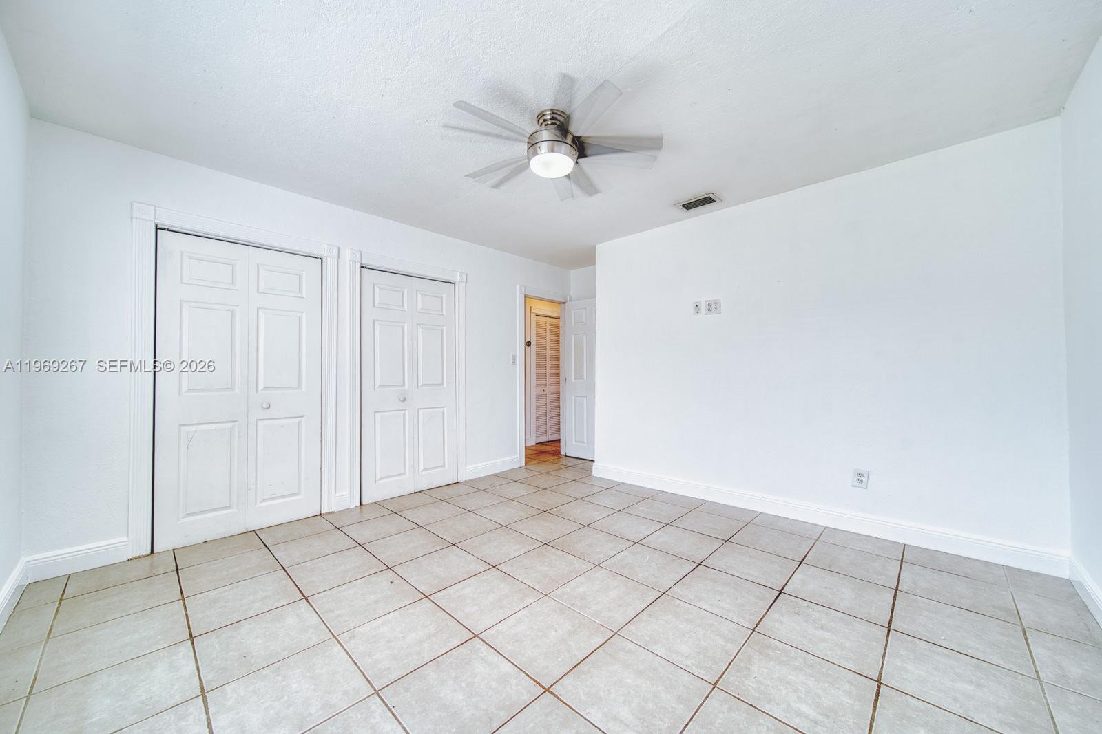 2171 SW 21st St Miami, FL 33145