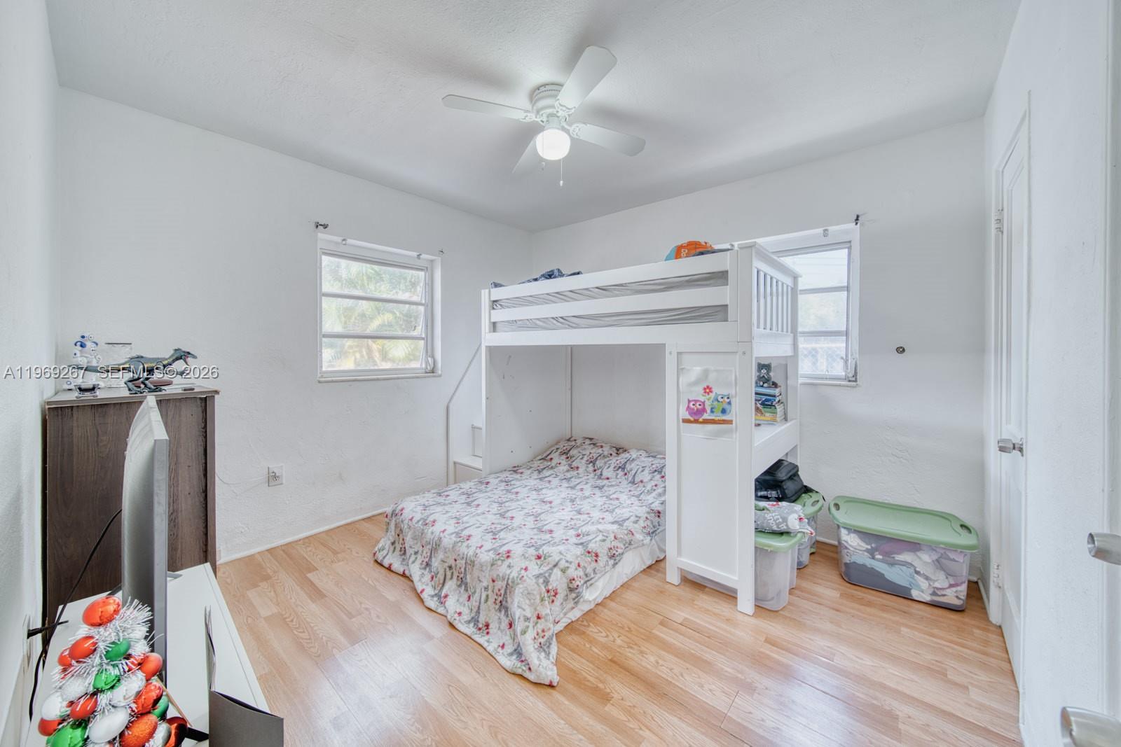 2171 SW 21st St Miami, FL 33145