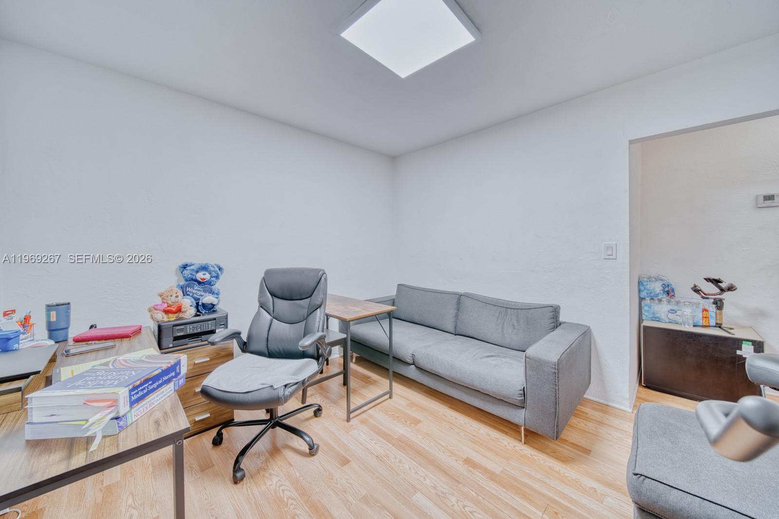 2171 SW 21st St Miami, FL 33145