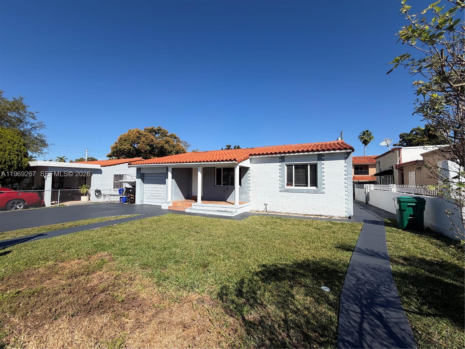 2171 SW 21st St Miami, FL 33145