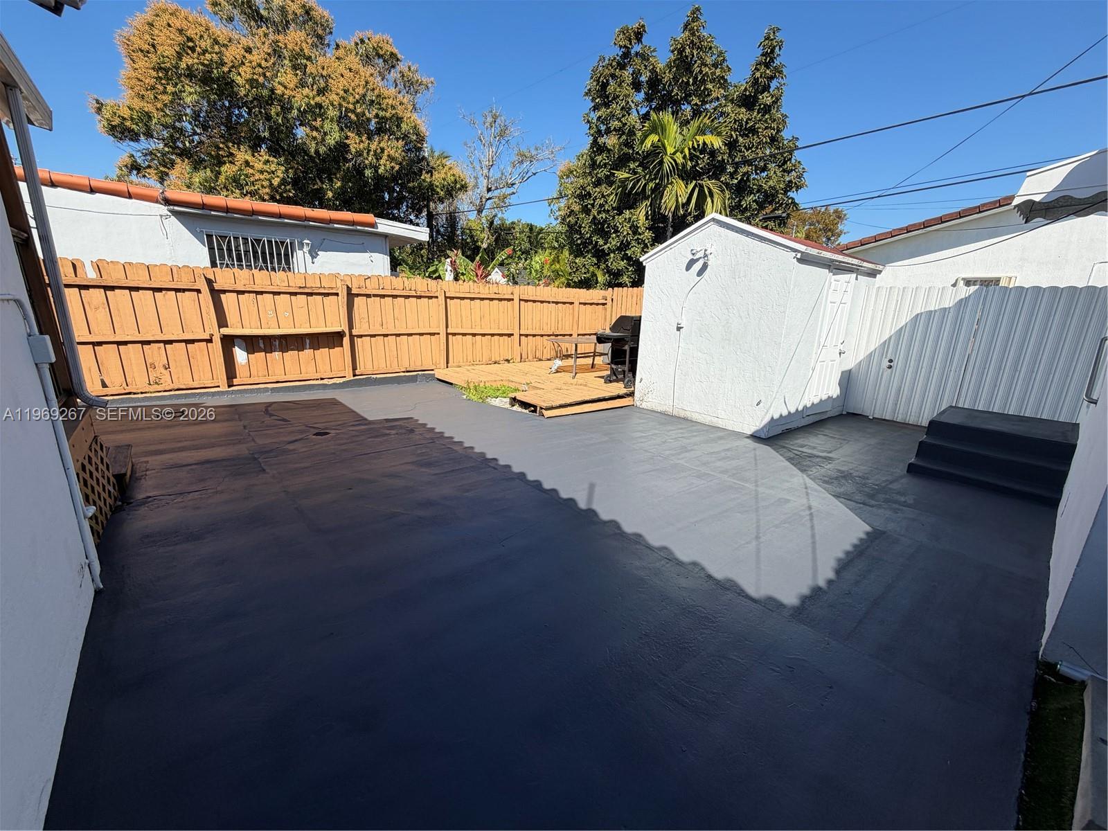 2171 SW 21st St Miami, FL 33145