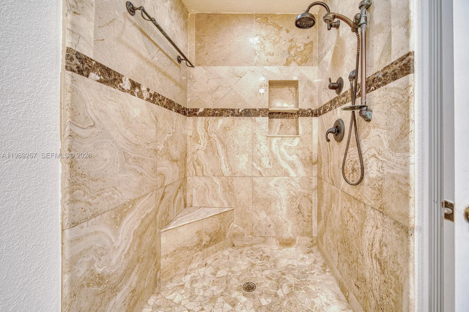 2171 SW 21st St Miami, FL 33145