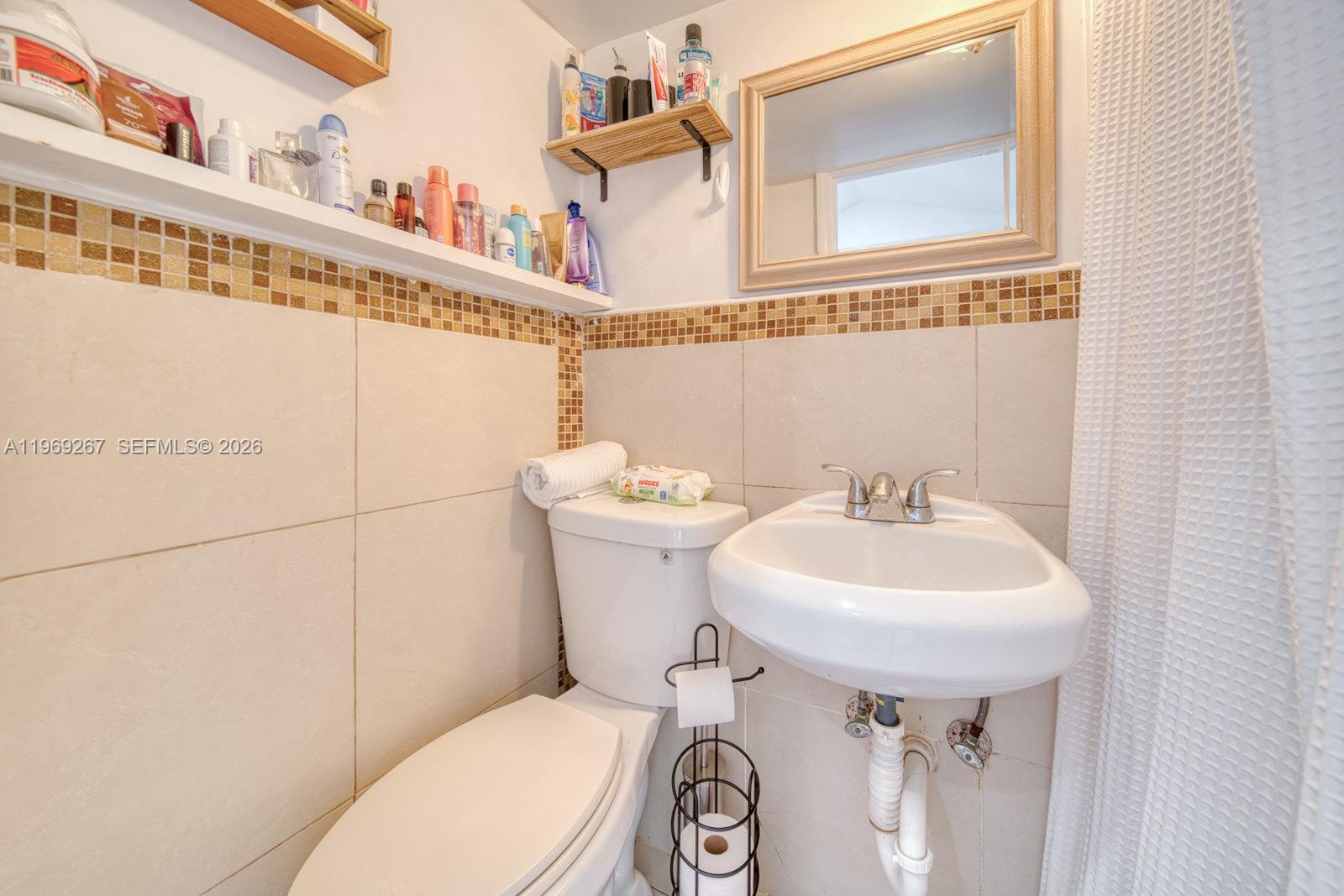 2171 SW 21st St Miami, FL 33145