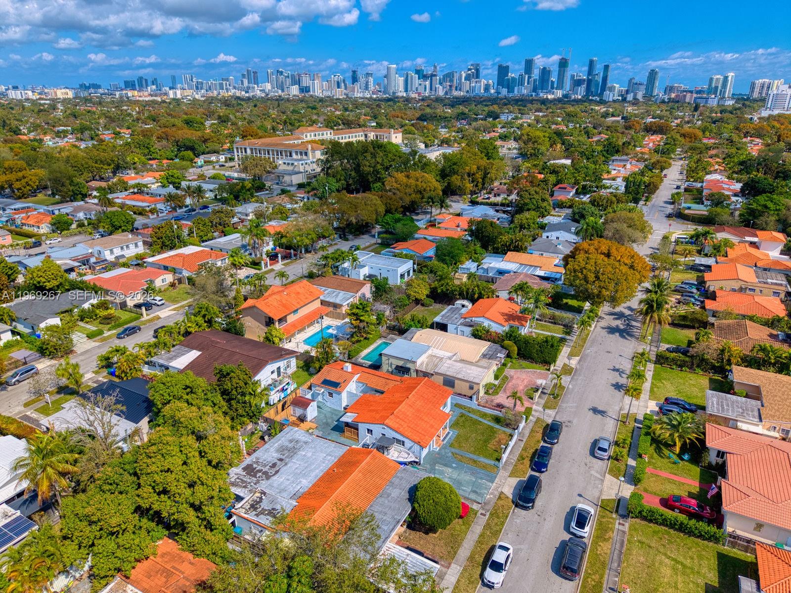 2171 SW 21st St Miami, FL 33145