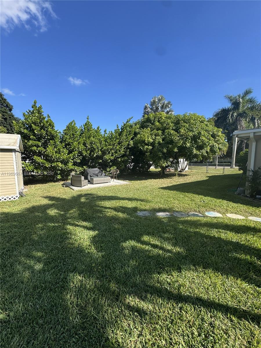 19520 SW 128th Ave Miami, FL 33177