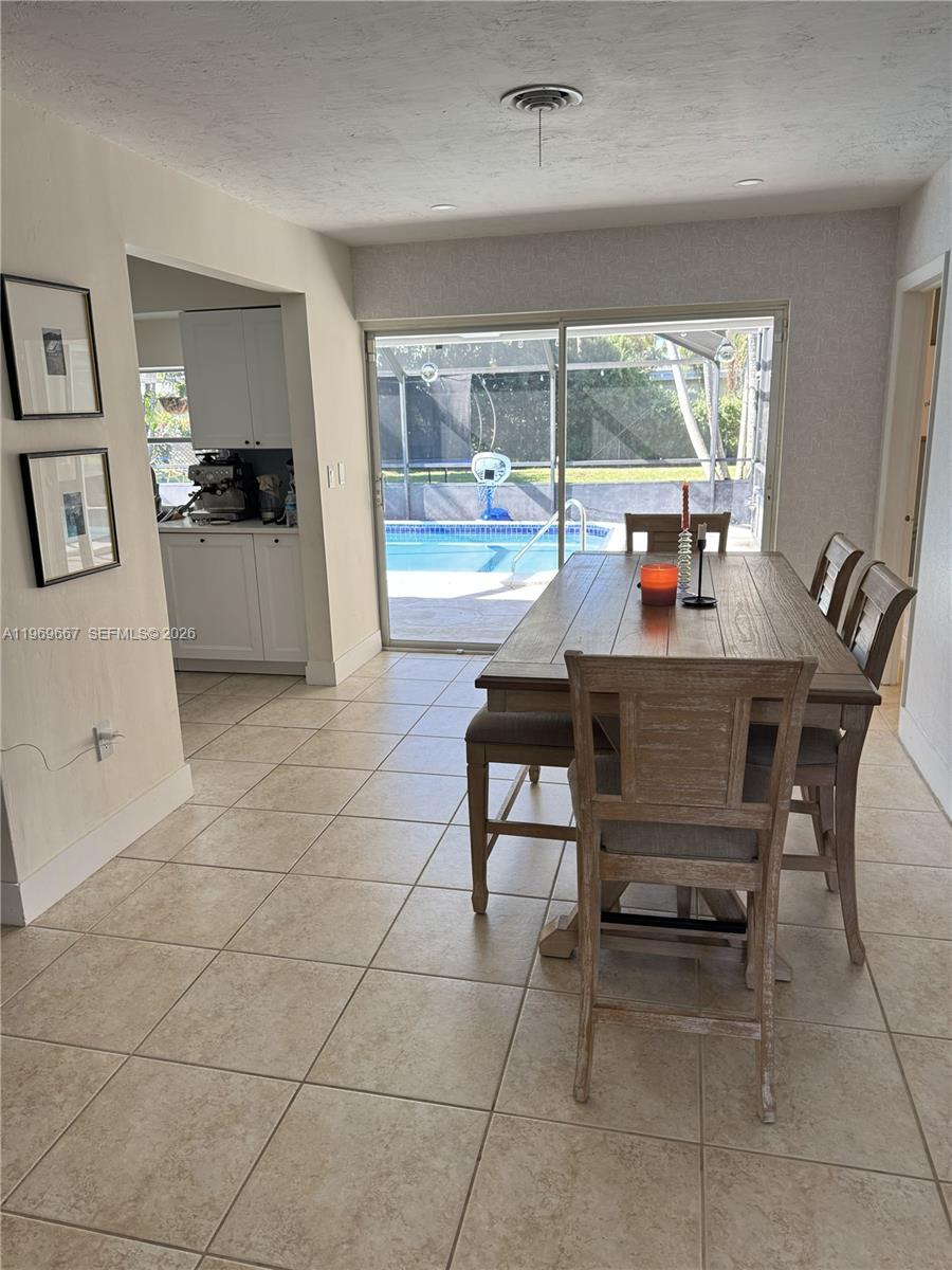 19520 SW 128th Ave Miami, FL 33177