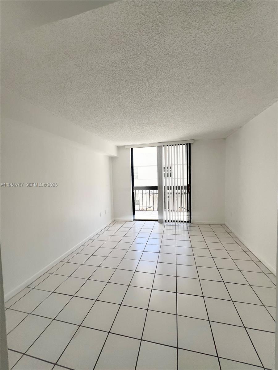 6937 Bay Dr #210 Miami Beach, FL 33141