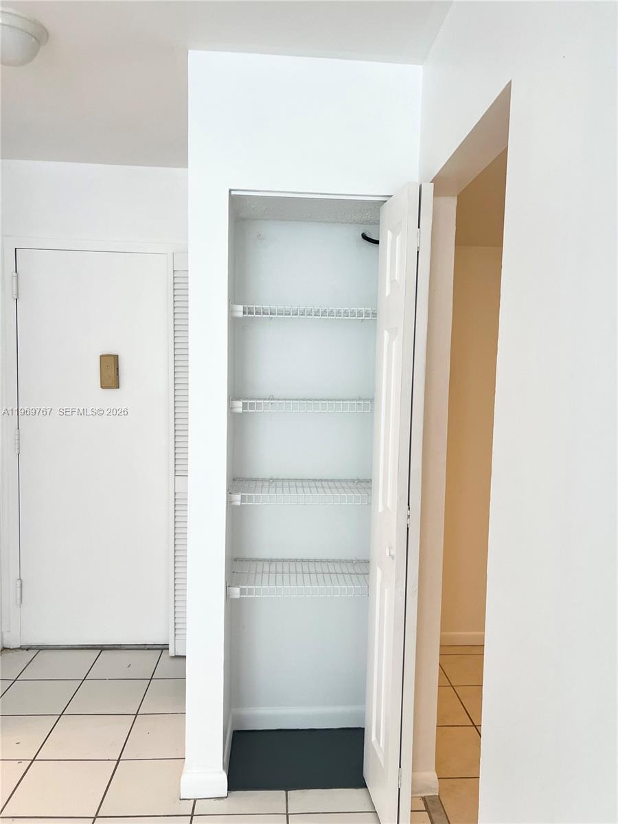 6937 Bay Dr #210 Miami Beach, FL 33141