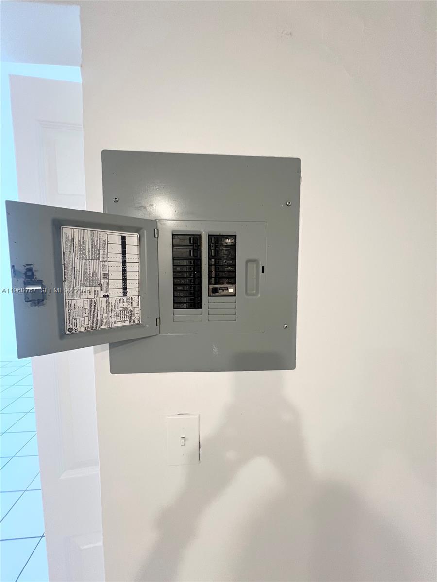 6937 Bay Dr #210 Miami Beach, FL 33141